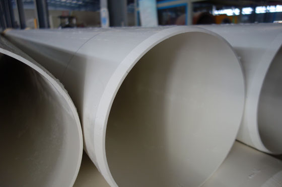 Lekkie, łatwe do zainstalowania rury wodociągowej PVC